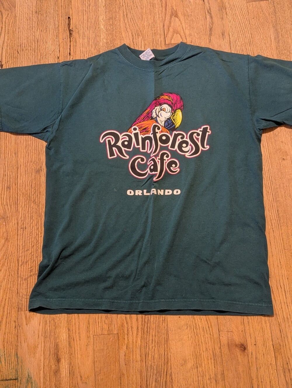 Vintage Rainforest Cafe T Shirt Adult L Green Graphic Animals Parrot Orlando FL